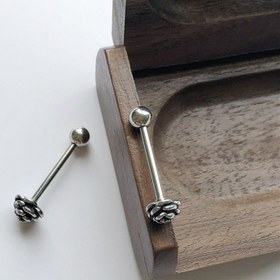 تصویر پیرسینگ زبان گل 