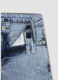 تصویر شلوار جین میدی فیت معمولی برند Defacto Regular Fit Midi Jean Short