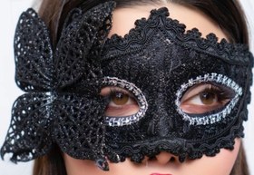 تصویر نقاب بالماسکه زنانه با رنگبندی و طرح بندی متنوع masquerade mask