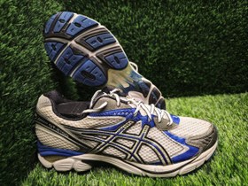 تصویر کتونی کفش پیاده روی اورجینال اسیکس سایز۴۴ Running shoes