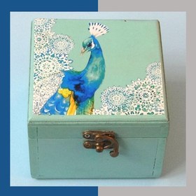 تصویر جعبه چوبی طرح طاووس 