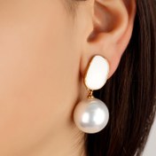 تصویر گوشواره زنانه مدل مرواریدی رنگ ثابت 