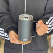 تصویر تراول ماگ تیسو دسته دار پایه چوبی 710 میل 8837 