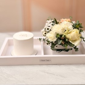 تصویر باکس گل و کیک سفید 