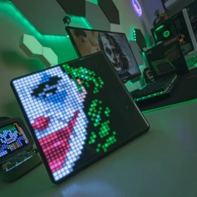 تصویر Divoom Pixoo - قاب عکس دیجیتال Pixel Art با نمایشگر LED 16x16 APP کنترل - قاب انیمیشن جالب پایه دیواری/میز برای اتاق بازی و میز کنار تخت -مشکی Divoom Pixoo - Pixel Art Digital Picture Frame with 16x16 LED Display APP Control - Cool Animation Frame Wall/Desk Mount for Gaming Room & Bedside Table -Black