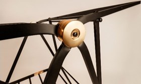 تصویر بند رخت مشکي طلايي B.V.K مدل VK401419 