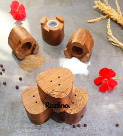 تصویر نمکدان چوبی مثلث Wooden Salt&pepper shakers