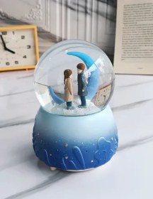 تصویر گوی white moon - طرح ماه 