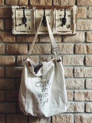 تصویر کیف دانشجویی طرح نوشته 