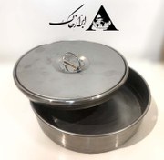 تصویر کفی الک آزمایشگاهی یا سینی الک آزمایشگاهی با قطر 8 سانتی متر ساخت شرکت ابزار خاک Laboratory sieve base or laboratory sieve tray with a diameter of 8 cm, manufactured by Abzaar Khak Company