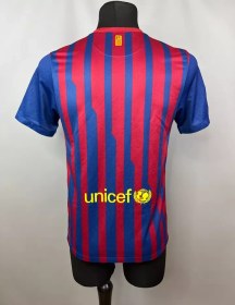 تصویر کیت اورجینال تیم‌ فوتبال بارسلونا ۲۰۱۲ Fc barcelona kit home