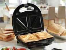 تصویر ساندویچ ساز دسینی با بدنه پلاستیک 