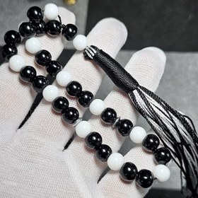 تصویر تسبیح 33 دانه اونیکس سفید و سیاه کد 36340 