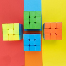 تصویر بازی مکعب روبیک 3×3 