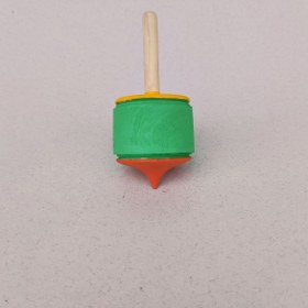 تصویر فرفره چوبی رنگی ۱۰۷ 