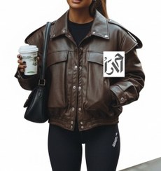 تصویر کت چرم زنانه مشکی با جیب بزرگ 