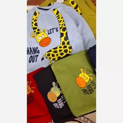 تصویر ست لباس بچگانه طرح دار شاد و راحت 