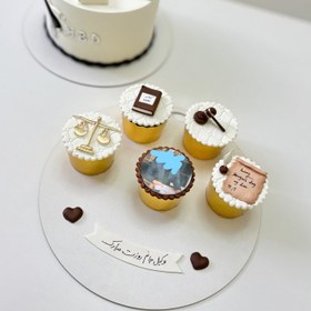 تصویر کاپ کیک های وکالت 