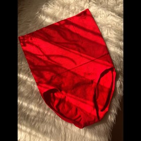 تصویر شورت گنی 