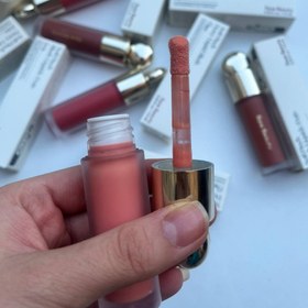 تصویر رژگونه مایع رر بیوتی 