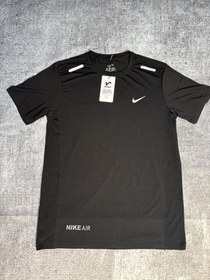 تصویر تیشرت نایکی 