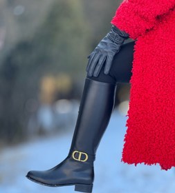 تصویر بوت بلند سگک دار 