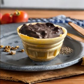 تصویر خرما فنجانی شکلاتی 