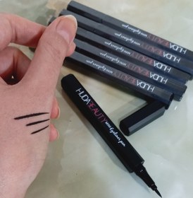 تصویر خط چشم Eyeliner