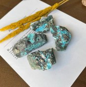 تصویر سنگ فیروزه نیشابور تراش نخورده راف اصل طبیعی 