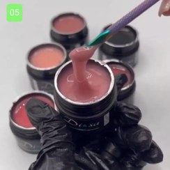 تصویر بیلدر ژل کد 05 حجم 15 میل 