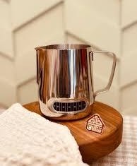 تصویر پیچر استیل 550 میل حرارتی ترمومتردار یونیک لایف UNIQUE LIFE STEEL PITCHER