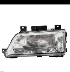 تصویر چراغ جلوی ۴۰۵ ‌ ‌مدرن تکی 