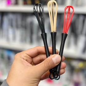 تصویر همزن رنگ مو 