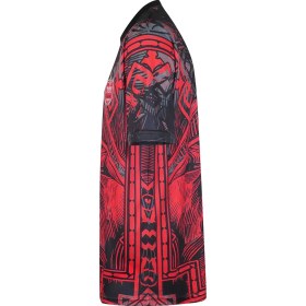 تصویر لباس شیر پادشاهی تراکتور قرمز پلیری کولمکس 