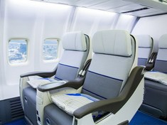 تصویر روکش صندلی هواپیما 