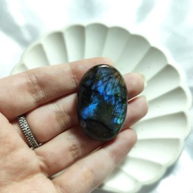 تصویر نگین لابرادوریت آبی طبیعی 