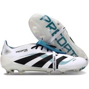 تصویر کفش فوتبال آدیداس Predator 