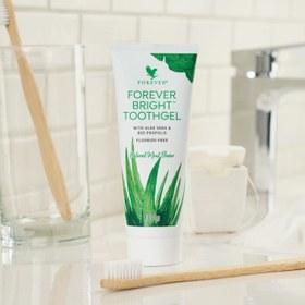 تصویر خمیر دندان فوراور لیوینگ پروداکتس مدل آلوئه ورا و بره موم Forever bright Toothgel