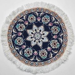 تصویر فرش دستبافت گرد نایین Round handwoven carpet