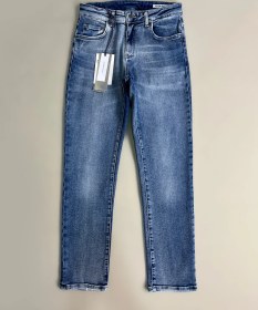 تصویر شلوار جین مردانه سایز ۳۶ و ۳۸ رنگ آبی روشن 