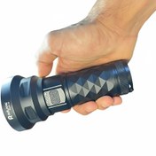 تصویر چراغ قوه حرفه‌ای برد بلند رویلانگ مدل RL-193-18 با نور لیزری سفید و نور پخش Buy RovyLang RL‑193‑18 Professional Flashlight with Laser Beam