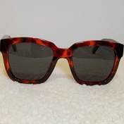 تصویر عینک زنانه پلنگی قرمز مشکی 