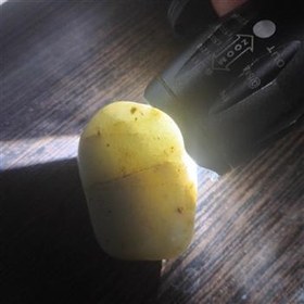 تصویر یشم شفاف نور گدر 50گرمی 