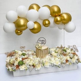 تصویر سفارش کیک تولد و باکس گل کوچک 