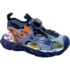 تصویر صندل جلو بسته 