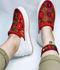 تصویر گیوه طرح همیشه بهار 