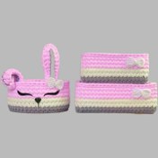 تصویر سبد قلاب بافی سیسمونی طرح خرگوش کد 5 مجموعه 3 عددی 