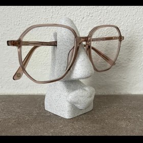 تصویر نگهدارنده عینک طراحی مدرن 