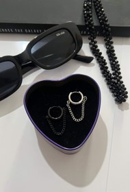 تصویر پیرسینگ گوش حلقه زنجیری 