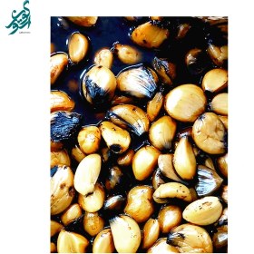 تصویر ترشی سیر حبه سیاه 